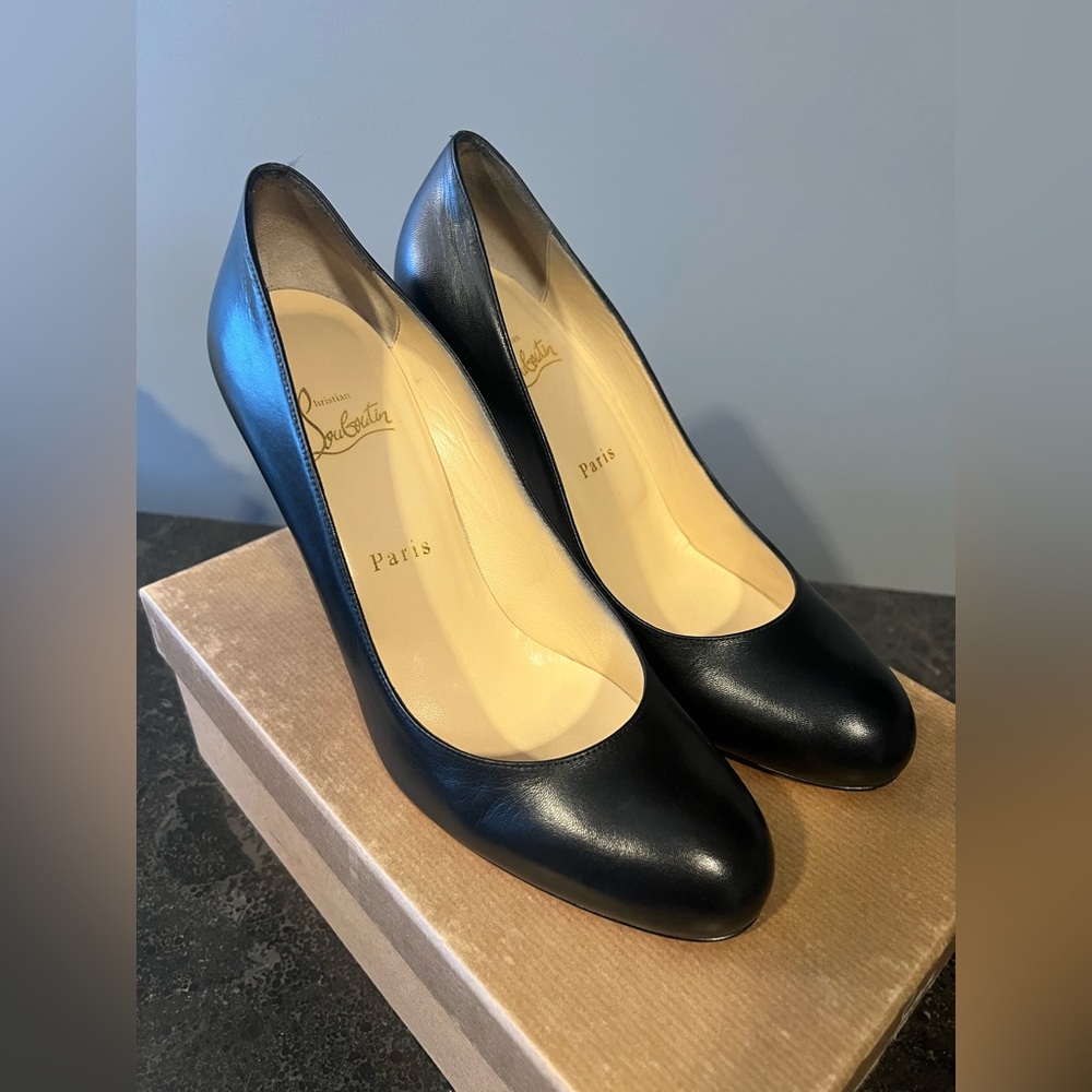 Christian Louboutin Simple Pump 100 Black Calf Red Bottom Heels Sz 39